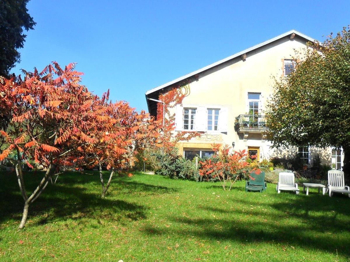 Hotel A La Grenouille Du Jura Bellignat Zewnętrze zdjęcie